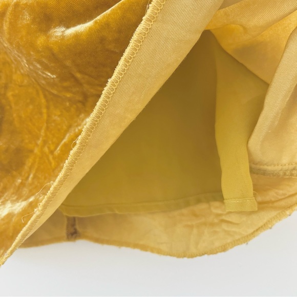 J. Crew Crushed Velvet Yellow Gold Loose Scoop Neck Tank Top Blouse 4 - Picture 8 of 8